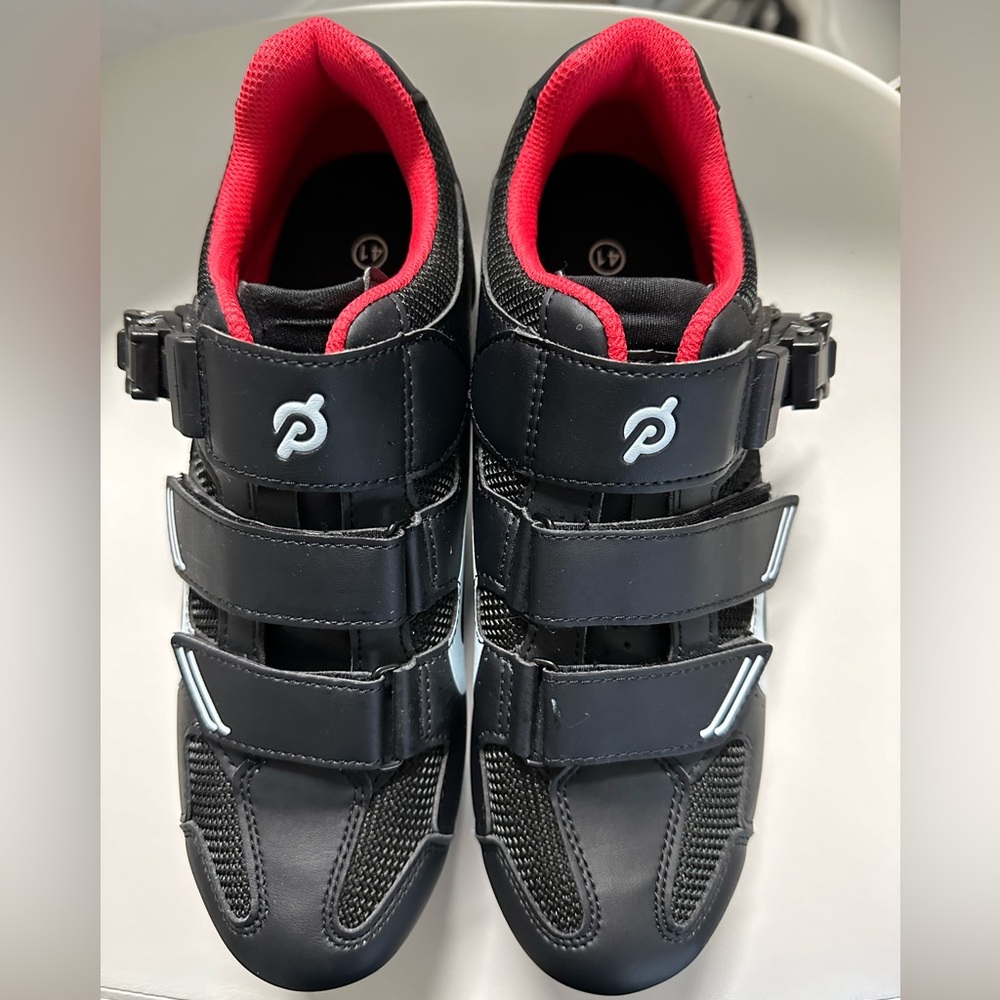 Peloton Black Cycling Shoes: 41- Men 8/ Women 10
